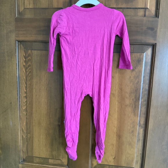 Kyte BABY Zippered Footie - Raspberry - Picture 3 of 6